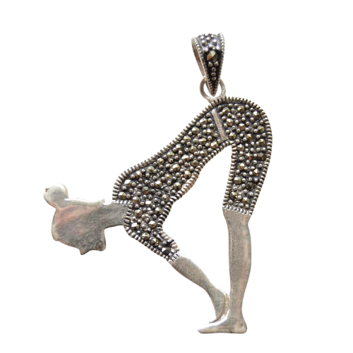 PINGENTE YOGINI MARCASSITA UTTANASANA